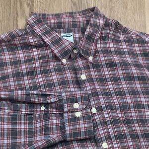 Old Navy Mens Shirt Size XXL Button Down Plaid  Long Sleeves Red Gray Cotton